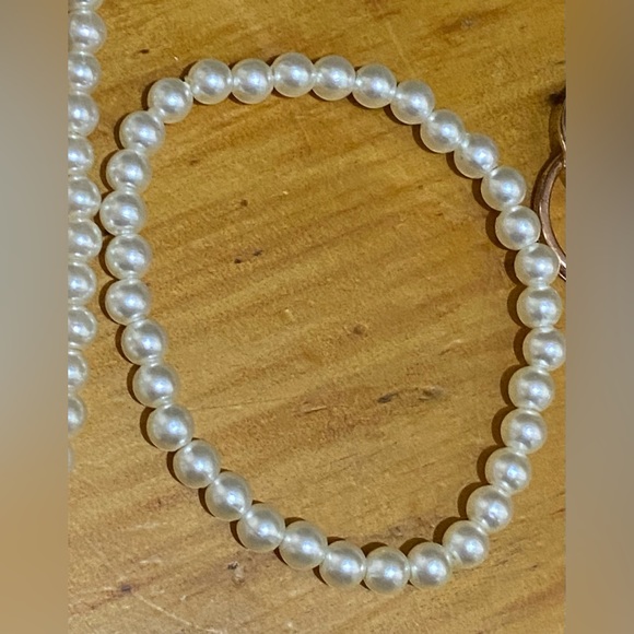 PEARL THEME BULK SAVE : Great Buy of Mixed Vintage Jewellery - Picture 9 of 12
